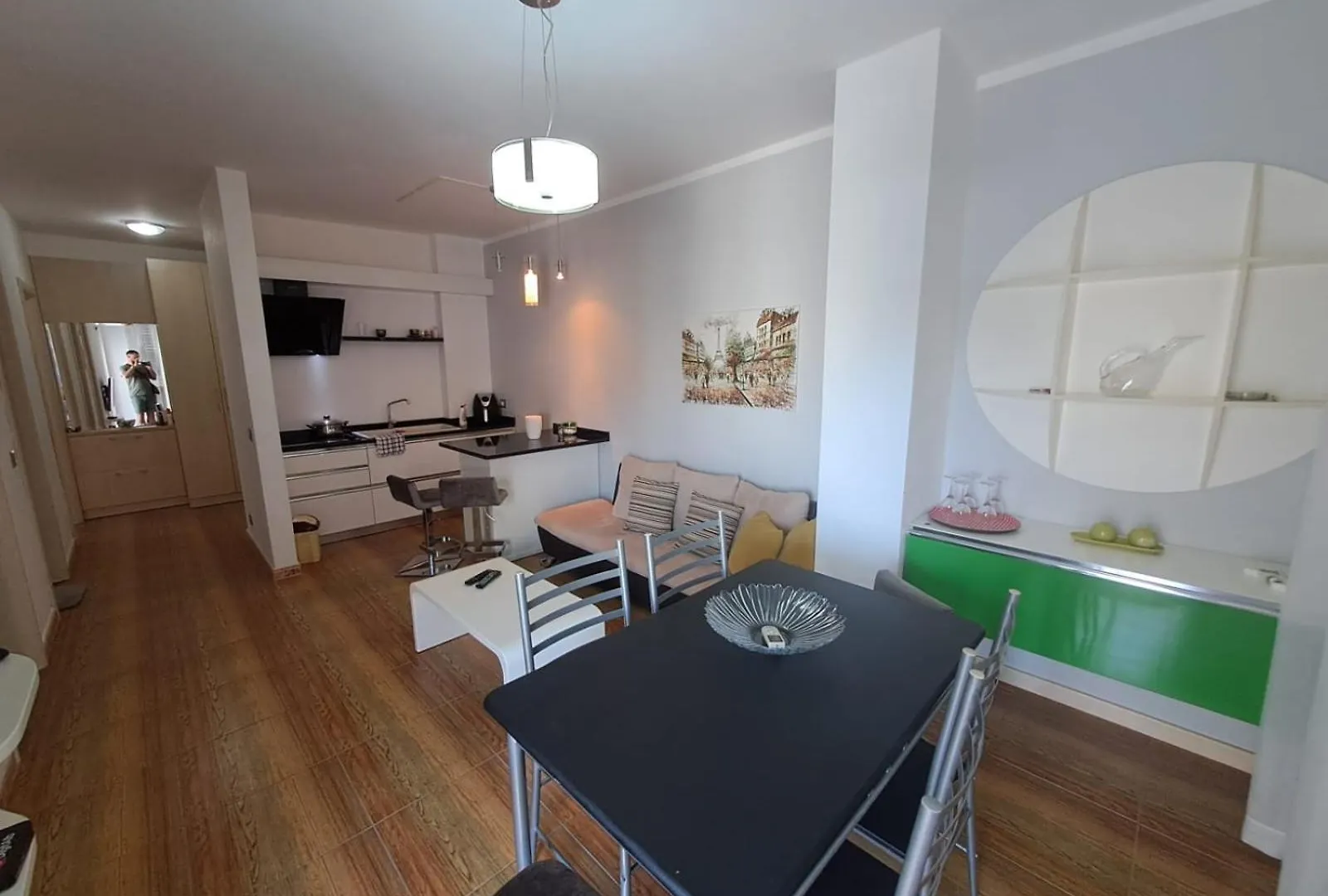 Amazing Seaside Apartment Durres